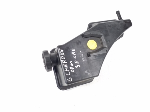 Power steering pump reservoir - 52124317AA