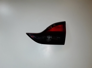 Tail light on trunk lid - 39028597