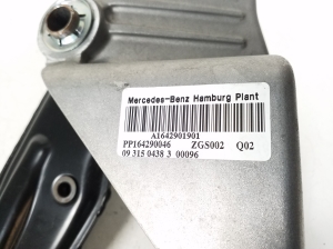 Mercedes Benz GL-Class 164 (2006–2012) Piduripedaal A1642901901 - 2