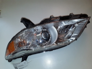 TOYOTA Sienna (2010–2021) Scheinwerfer vorne STANLEYP8648