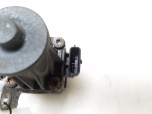  EGR valve 