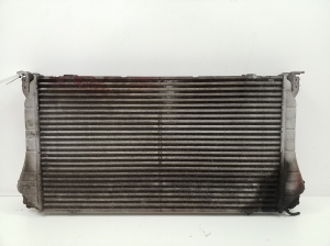   Intercooler radiator 