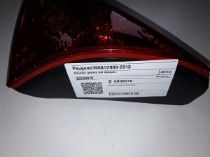 Peugeot 3008 (2009–2016) Rückleuchte Heckleuchte innen 26038010 - 2