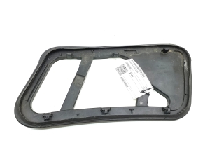 Mercedes Benz GL-Class 166 (2012–2015) Sonstiges Teil unter der Motorhaube A1668801105 - 2