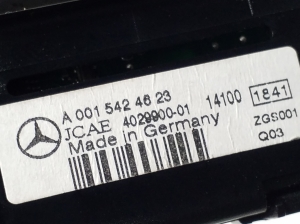 Mercedes Benz E-Class W212 (2009–2015) Parking system display A0015424623 - 3