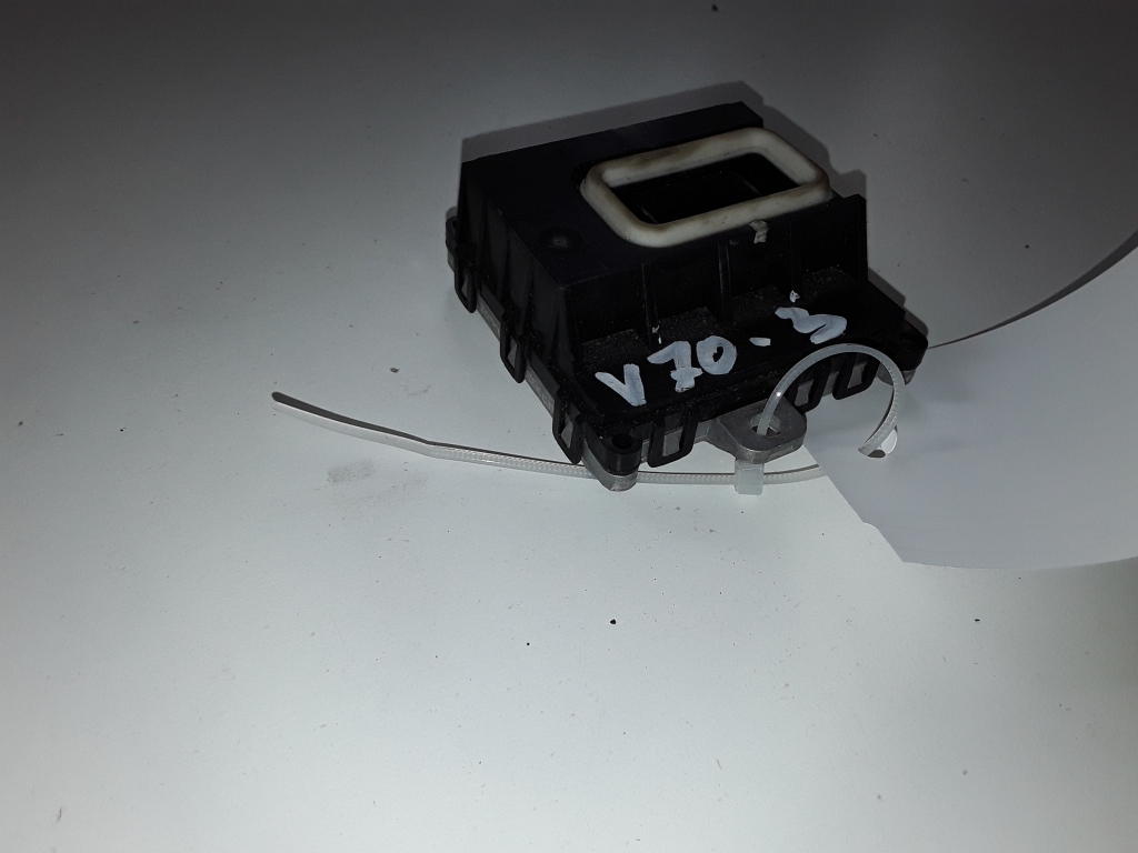 Used VOLVO V70 Light control module ZKW6336192099
