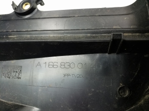 Mercedes Benz GL-Class 166 (2012–2015) Innenraumluftfiltergehäuse A1668300140 - 4