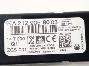 Mercedes Benz E-Class W212 (2009–2015) Antenna amplifier A2129058003 - 2