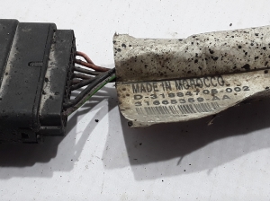 VOLVO V90 (2016–2026) Front parking sensor wiring 31665359 - 2