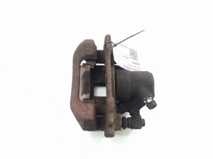   Rear brake caliper  - 478500F020 
