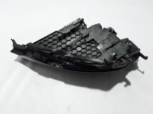 VOLVO V60 (2018–2026) Scheinwerfer vorne 32228810 - 2