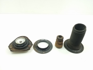 TOYOTA Verso (2009–2017) Front strut mount with bearing 486090F020 - 2