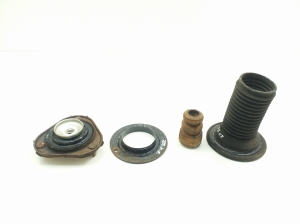 TOYOTA Verso (2009–2017) Front strut mount with bearing 486090F020 - 2
