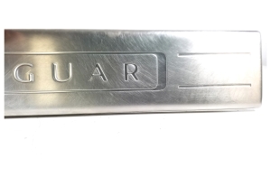 Jaguar XJ (2009–2026) Inner sill trim AW9313200AE - 4