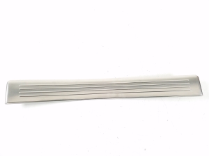 Mercedes Benz E-Class W212 (2009–2015) Inner sill trim A2126861136 - 3