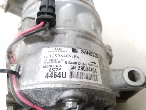  Air conditioner compressor 