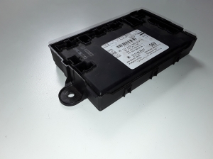 Mercedes Benz S-Class 221 (2005–2013) Tagumise küljeukse juhtplokk A2219001201 - 3