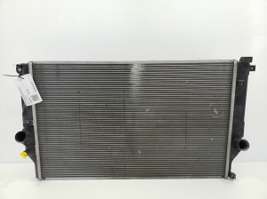 TOYOTA RAV 4 A4 (2012–2018) Dzesēšanas radiators 1640026421 - 3