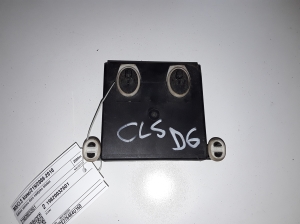 Rear side door control unit - 219820032601