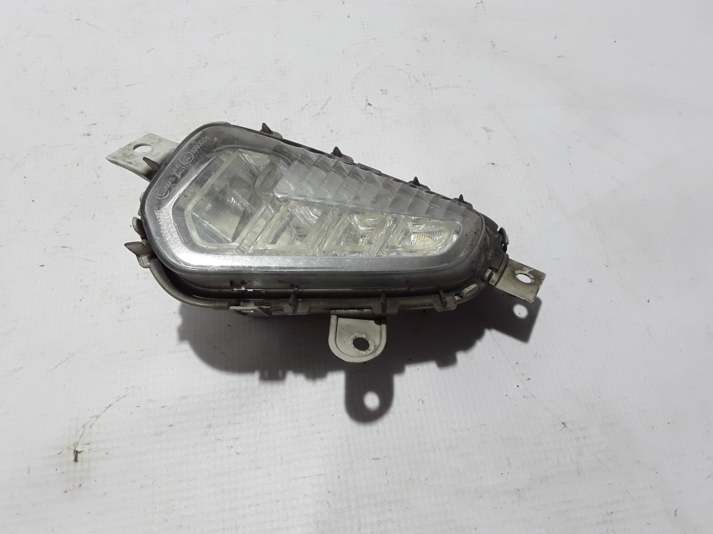 VOLVO V40 2 generation (2012-2020) Front Left Fog Light 31395921 22406470