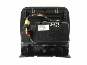 Mercedes Benz E-Class W207 (2009–2017) Salongi konsooli muu osa A2076804950 - 3