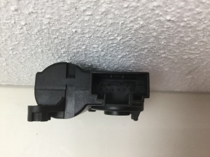 Opel Astra H (2004–2010) Salongi soojenduse klapi mootor 52406339 - 3