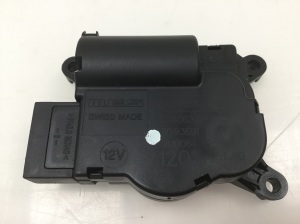 Opel Astra H (2004–2010) Salongi soojenduse klapi mootor 52406339 - 2