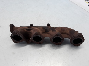   Exhaust manifold 