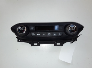 Heater control panel - 79600T1T