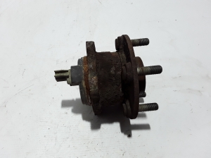 VOLVO V40 (2012–2019) Rear wheel hub 31387352 - 2