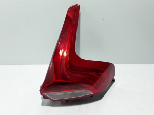   Rear corner lamp 