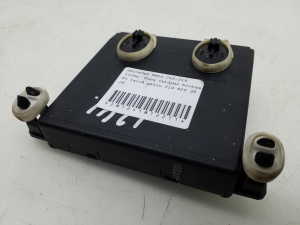   Rear side door control unit 