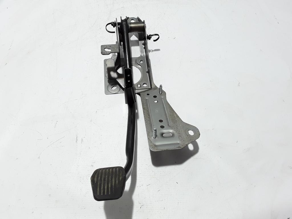 VOLVO V40 2 generation (2012-2020) Brake Pedal 31381466 22407101
