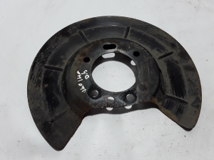 VOLVO V40 (2012–2019) Rear hub protection - 3