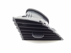  Interior panel ventilation grilles 