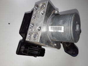 Volkswagen Passat B7 (2010–2014) Bloc ABS 3AA614109AB - 3