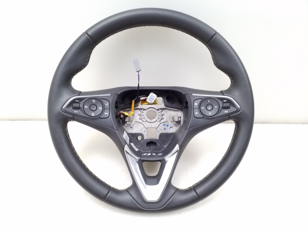 OPEL Insignia B (2017-2024) Steering Wheel 39096090 25082571