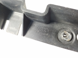 AUDI A8 D4 (2010–2017) Rear bumper bracket 4H0807454B - 2