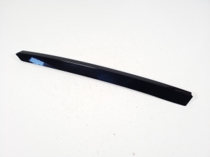 Rear quarter window outer molding - 4H0853378
