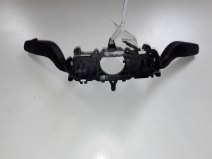 AUDI A1 8X (2010–2018) Lüliti ja selle osad 8X0953501 - 4