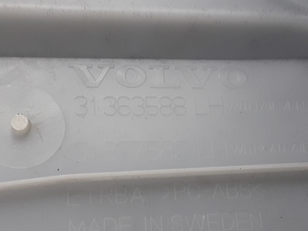 VOLVO XC90 2 generation (2014-2024) Vänster pelare bak 31363588 22406872