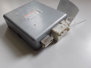 TOYOTA Auris E15 (2006–2012) Control unit 8965002561 - 2