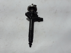  Fuel injector 