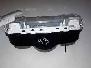 Mazda 3 (2013–2018) Kombiinstrument H8BJE7K - 3