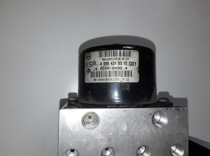 Mercedes Benz C-Class 203 (2000–2007) ABS Steuergerät A0365454032 - 2