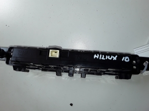 TOYOTA Hilux (2005–2015) Heater control panel 5590047230 - 3