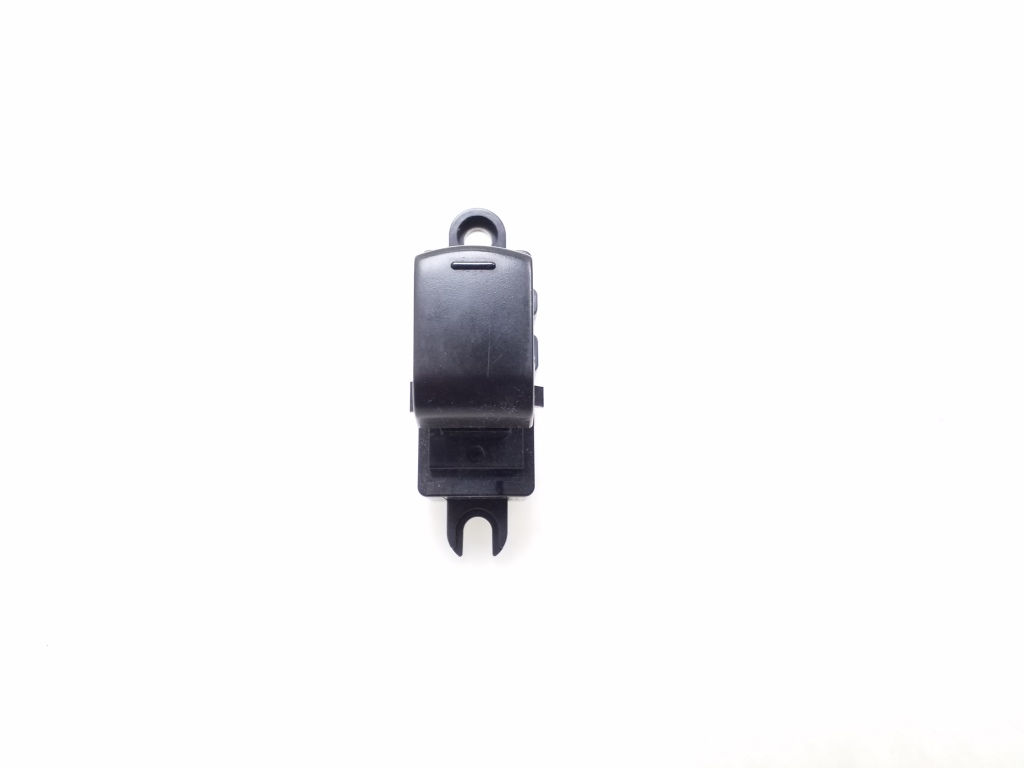 NISSAN Qashqai 1 generation (2007-2014) Rear Right Door Window Control Switch 25081823