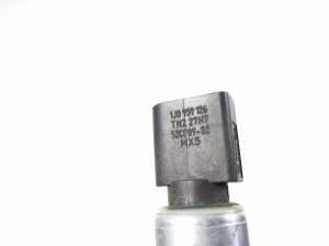 Porsche Cayenne (2002–2010) A/C condenser sensor 1J0959126 - 2