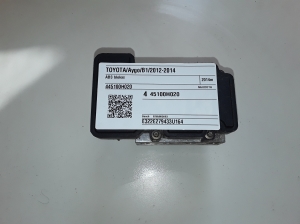 TOYOTA Aygo B 10 (2005–2014) ABS unit 445100H020 - 2