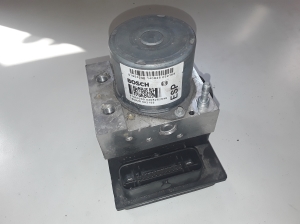 FIAT 500 (2007–2026) ABS Steuergerät 51953230 - 2